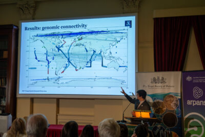 Vinícius Werneck Salazar presenting his work to the Royal Society of Victoria